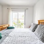 Oasis Park 2 Bedroom Top Floor Apartment At72