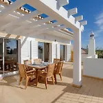 House With Garden And Private Pool