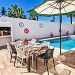 Villa Dos Sonhos By Interhome