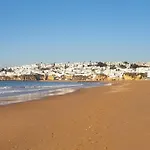 Casa Dos Sinos 2Bedroom Beach Apartment With Terrace