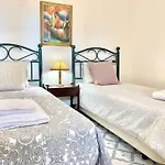 Lagos Beach Apartment