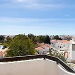 Lovely And New Apartment In Oura