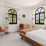 Villa Oasis - Pool & Garden