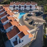 Vivenda Duneta - In Walking Distance To The Beach!