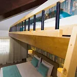 Mareta Beach House - Boutique Residence