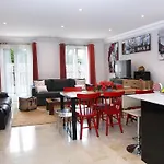 Henri'S Apartments - Pateo De Santo Antonio