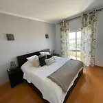 2 Bed Beachfront Apt With Pool And Ocean View