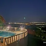 Elegant Family House In Loule With Private Pool