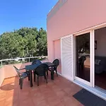 Vilamoura Center Flat With Pool