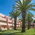 Vilamoura Center Flat With Pool