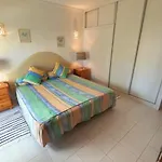 Algarve T1 Apartment W Balcony And Sea View In Armacao De Pera