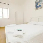R - Casa Do Moinho