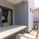 Green Breeze Escape