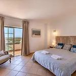 Nini Villa Cabanas