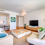 Apartment In The Beautiful Bayline Building - Spa - Pool - Gym - Beach - Pargo By Bedzy