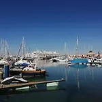 Charming Apartment In Vilamoura With Shared Pool 70 M²