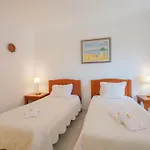 Oura Sunrise IV Apartment - Oura Beach & Oura Strip Albufeira
