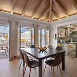 Flor De Sol House