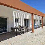 Quinta Das Oliveiras, Country House, Private Pool, Parking, Wifi, Ac, Beach Nearby