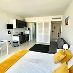 Praia Da Rocha, 808 Tarik, Lovely Studio, Sea View, Air Conditioning, Free Wi-Fi, By Ig