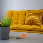 #227 Sunflower Flat By Home Holidays