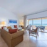 Vila Palmeira Beach Resort