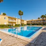 Cosy Apartment In Jardins Vale De Parra