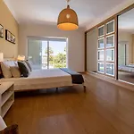 Altura Villa