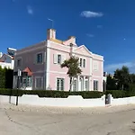 Villa Camilla 6 Bed/Bath Villa Close To The Marina