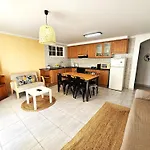 Alex Beach Apartment