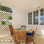 Daisy 2 Bedroom Apartment