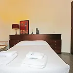 Sweet Spot Marina Apartments