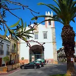 Casa Pink Flamingo Spacious Town Centre Villa