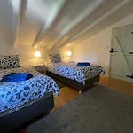 Casa Olivia - Charming Renovated Farmhouse With Panoramic Views