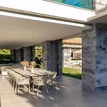 Padre Casa Lagos