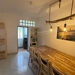 Litte Hikers Hostel