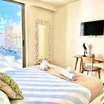 Bayline Luxury Spa And Pool Apartment