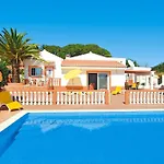 Nice Holiday Home In Lagos