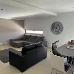 Modern 2 Bed Apartment 5Km Carvoeiro