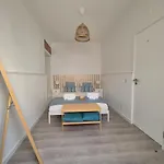 Pera Holiday House