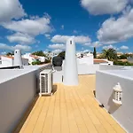 Casa Ana Superbly Renovated With Heated Private