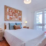 Maresia 2 Bedroom Oceanfront Apartment In Quarteira