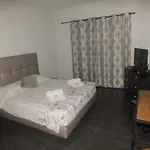 Al 