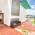 Villa Malibu Marina