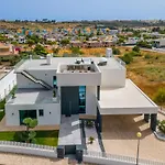 Villa Das Amendoeiras By Hellovacations
