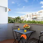 #165 Liberdade 105 By Home Holidays