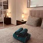 Spectacular Lagos Marina View Apt On Promenade