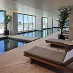 Cond Bayline Salmao - Spa-Pool-Gym-Beach - By Bedzy