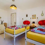 Casa Colorida