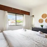 Magnifique 1 Bed Flat With Pool, Large Balcony And Parking